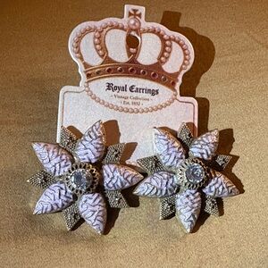 Vintage-Inspired Floral Stud Earrings